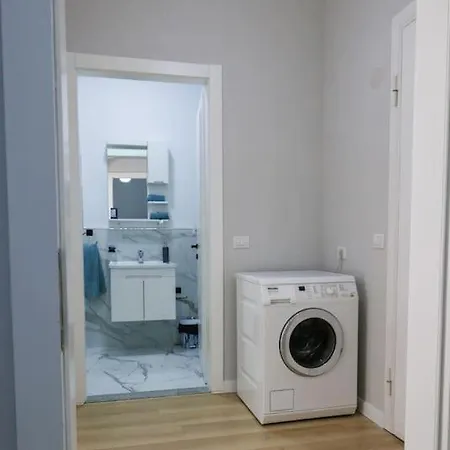 Drita 1 Cozy Modern Apartamento